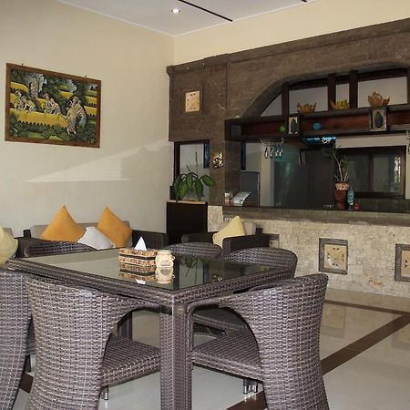 The Catur Villa Seminyak Buitenkant foto